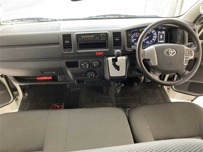 2020 Toyota Hiace Van 3BF-TRH200V (UW-69ad00279055a)[14]