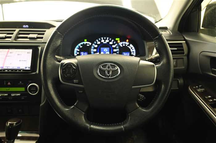 2013 Toyota Camry Hybrid DAA -AVV50 (UW-69ad0028d8c9f)[18]