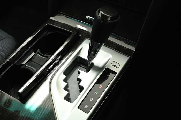 2013 Toyota Camry Hybrid DAA -AVV50 (UW-69ad0028d8c9f)[22]