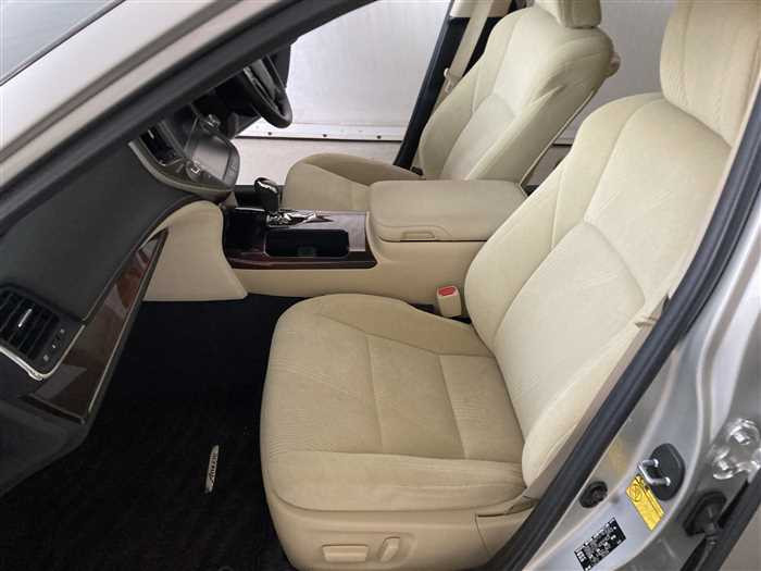 2013 Toyota Crown Hybrid DAA-AWS210 (UW-69ad002981567)[15]