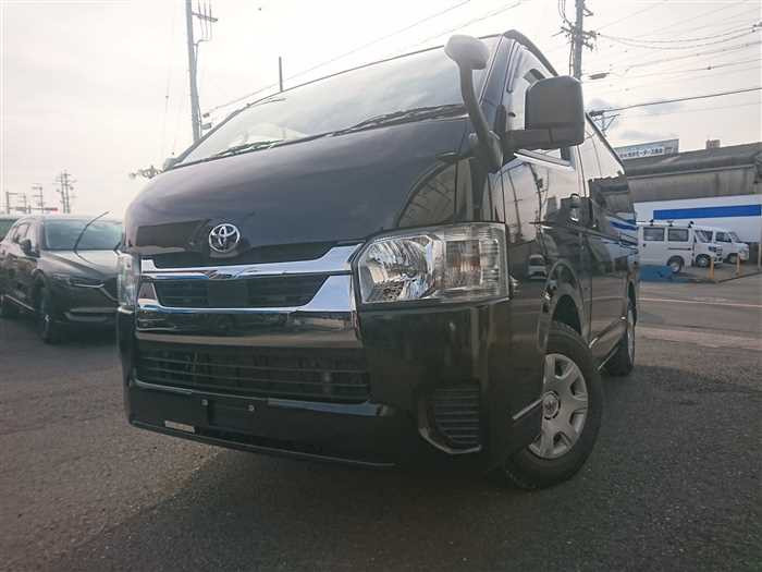 2022 Toyota Hiace Van GDH201V (UW-69ad003aecc73)[0]