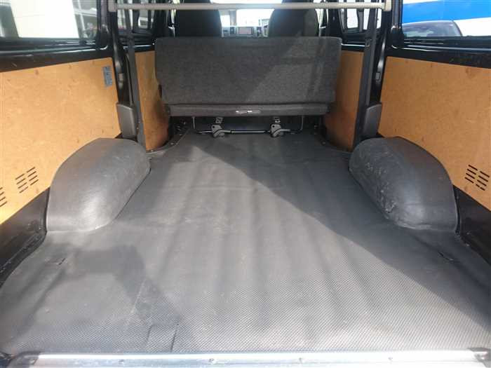 2022 Toyota Hiace Van GDH201V (UW-69ad003aecc73)[16]