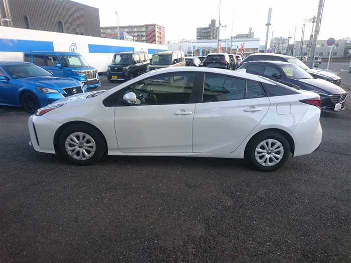 2022 Toyota Prius ZVW51 (UW-69ad003bca8fa)[7]