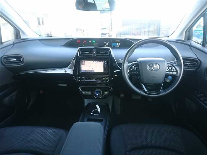 2022 Toyota Prius ZVW51 (UW-69ad003bca8fa)[16]