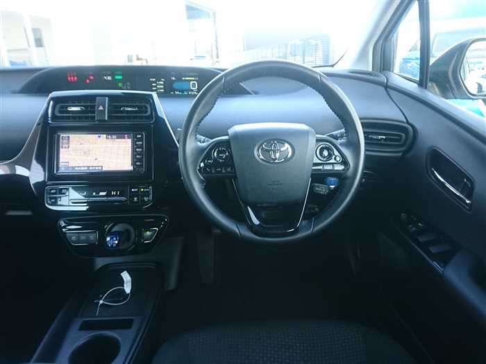 2022 Toyota Prius ZVW51 (UW-69ad003bca8fa)[17]