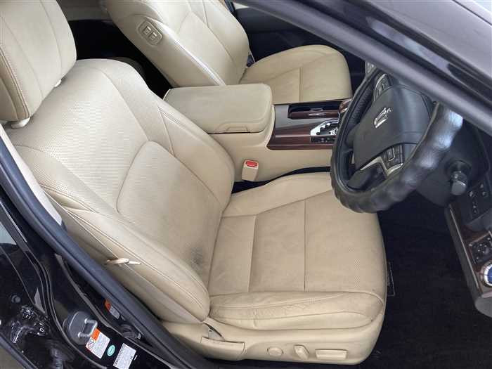 2015 Toyota Crown Hybrid DAA-AWS210 (UW-69ad003f04c2e)[9]