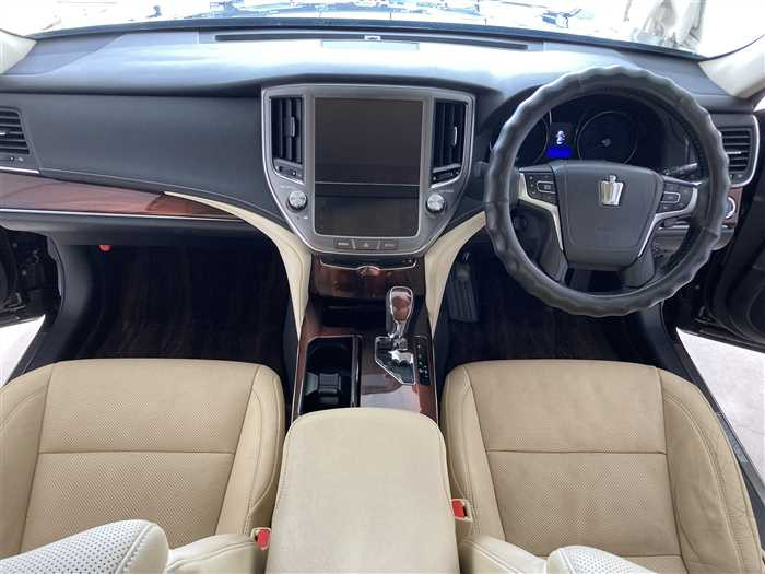2015 Toyota Crown Hybrid DAA-AWS210 (UW-69ad003f04c2e)[16]
