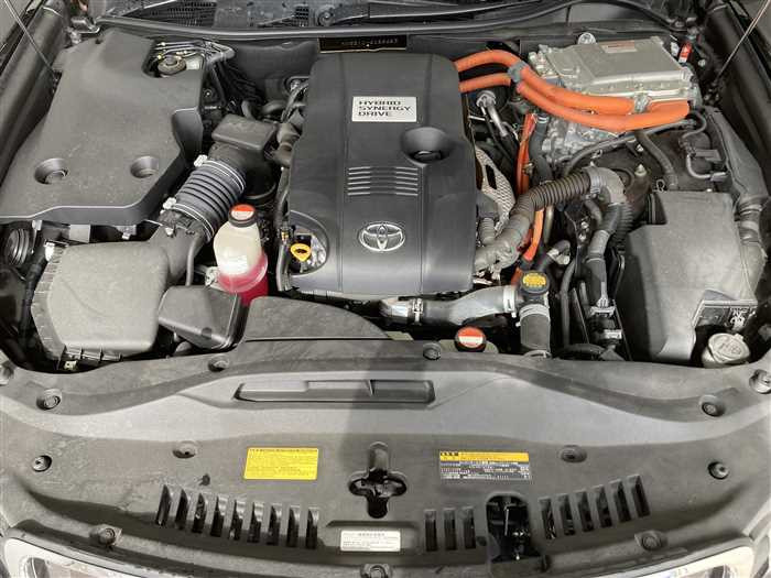 2015 Toyota Crown Hybrid DAA-AWS210 (UW-69ad003f04c2e)[27]