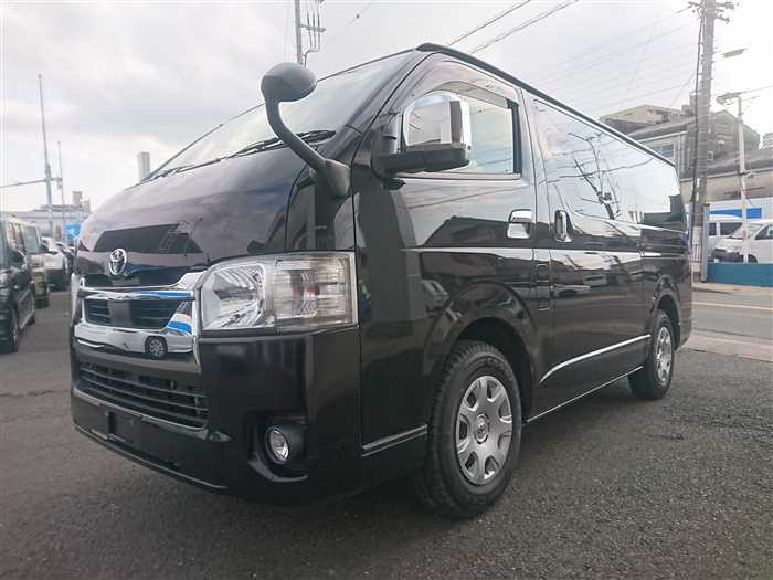 2020 Toyota Hiace Van GDH201V (UW-69ad004214e83)[3]