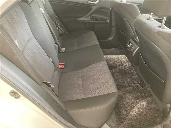 2013 Toyota Mark X DBA-GRX130 (UW-69ad000043e8e)[13]