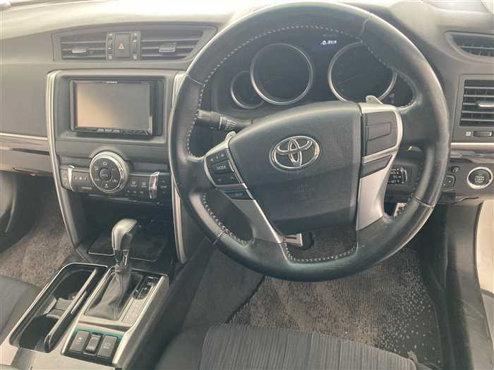 2013 Toyota Mark X DBA-GRX130 (UW-69ad000043e8e)[19]
