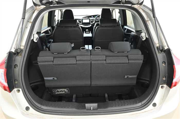 2015 Honda Jade Hybrid DAA-FR4 (UW-69a69416a4bab)[10]