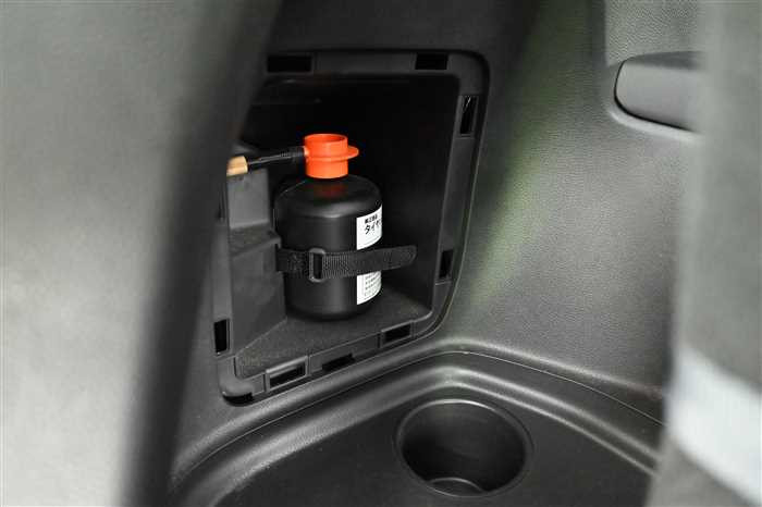 2015 Honda Jade Hybrid DAA-FR4 (UW-69a69416a4bab)[11]