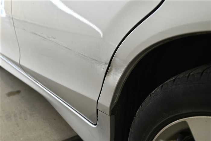 2015 Honda Jade Hybrid DAA-FR4 (UW-69a69416a4bab)[16]