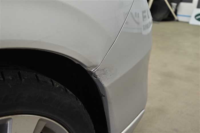 2015 Honda Jade Hybrid DAA-FR4 (UW-69a69416a4bab)[17]