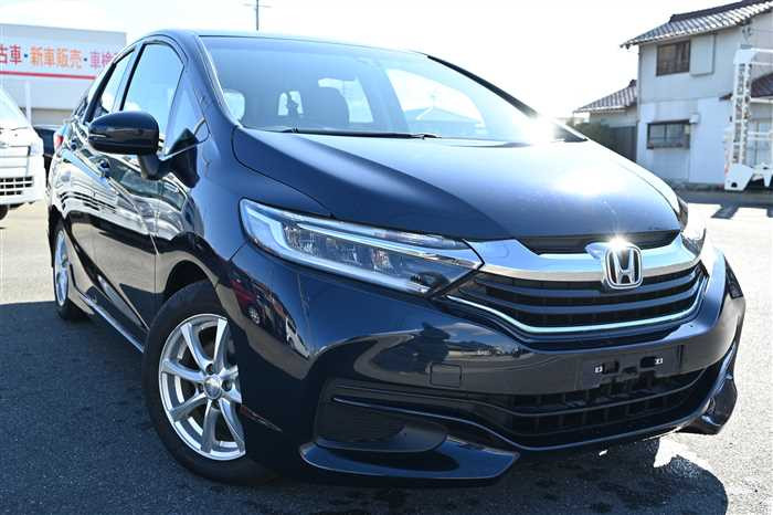2015 Honda SHUTTLE HYBRID DAA-GP7 (UW-69a6941789641)[2]
