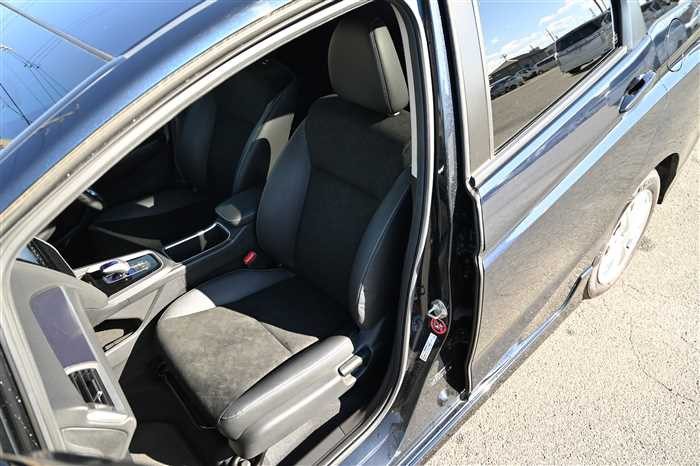 2015 Honda SHUTTLE HYBRID DAA-GP7 (UW-69a6941789641)[15]