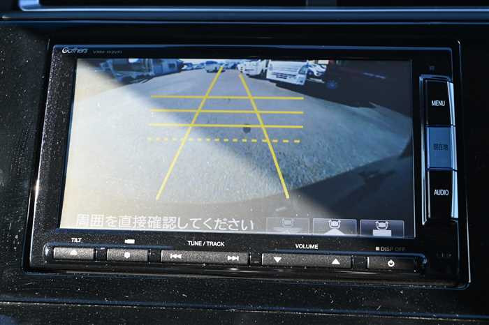 2015 Honda SHUTTLE HYBRID DAA-GP7 (UW-69a6941789641)[22]