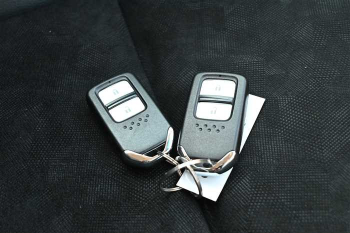 2015 Honda SHUTTLE HYBRID DAA-GP7 (UW-69a6941789641)[25]