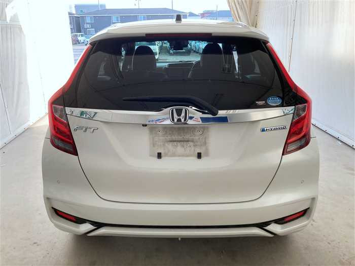 2018 Honda Fit Hybrid DAA-GP5 (UW-69a6941920d90)[5]