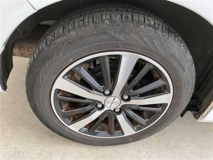 2018 Honda Fit Hybrid DAA-GP5 (UW-69a6941920d90)[8]