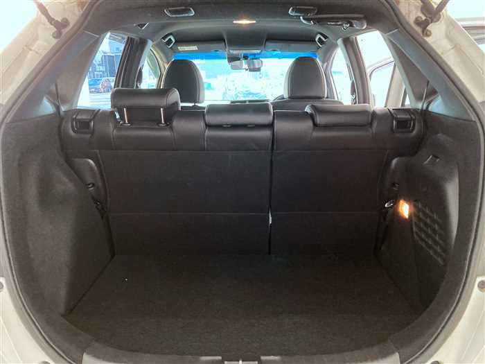 2018 Honda Fit Hybrid DAA-GP5 (UW-69a6941920d90)[11]