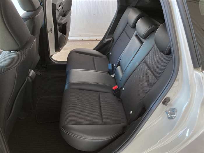 2018 Honda Fit Hybrid DAA-GP5 (UW-69a6941920d90)[13]