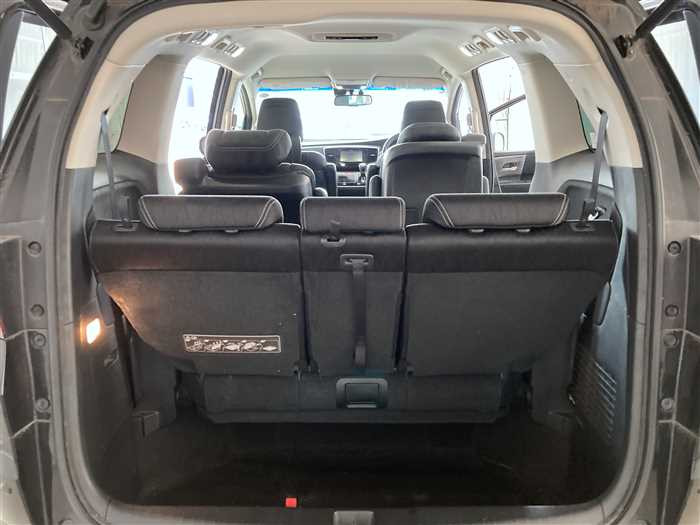 2014 Honda Odyssey DBA-RC1 (UW-69a6941936a87)[12]