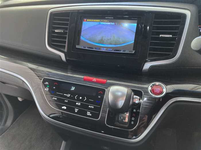 2014 Honda Odyssey DBA-RC1 (UW-69a6941936a87)[22]