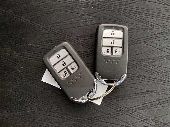 2014 Honda Odyssey DBA-RC1 (UW-69a6941936a87)[23]