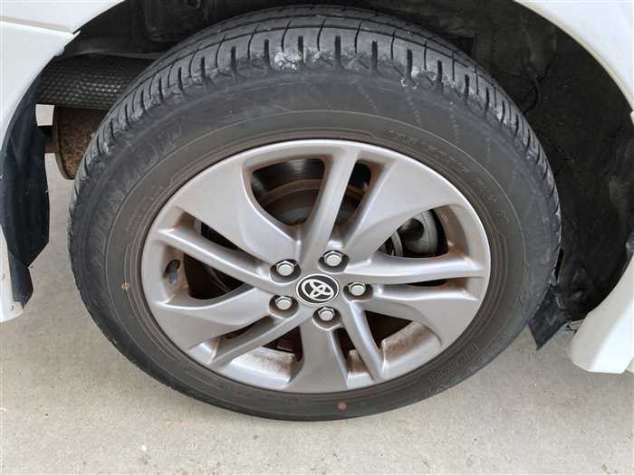 2016 Toyota Sienta DBA-NSP170G (UW-69ad0008e8e64)[8]