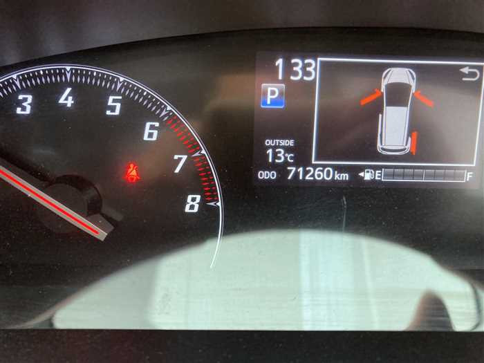 2016 Toyota Sienta DBA-NSP170G (UW-69ad0008e8e64)[25]