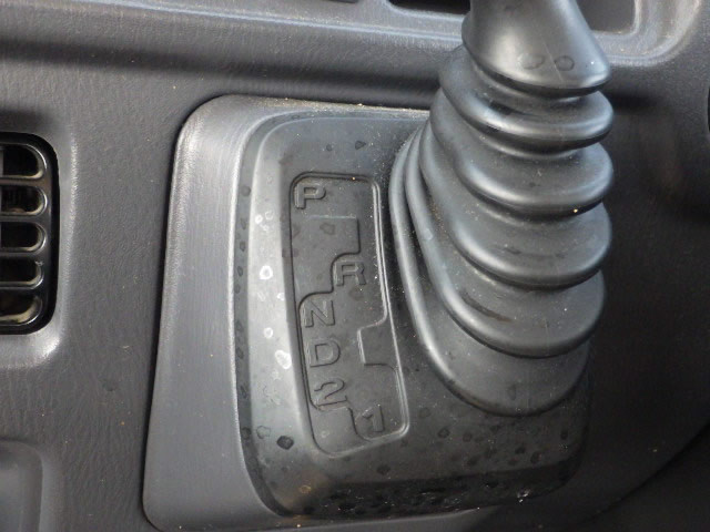 2000 Subaru Sambar TT2 (UW-699fcb94edc95)[14]