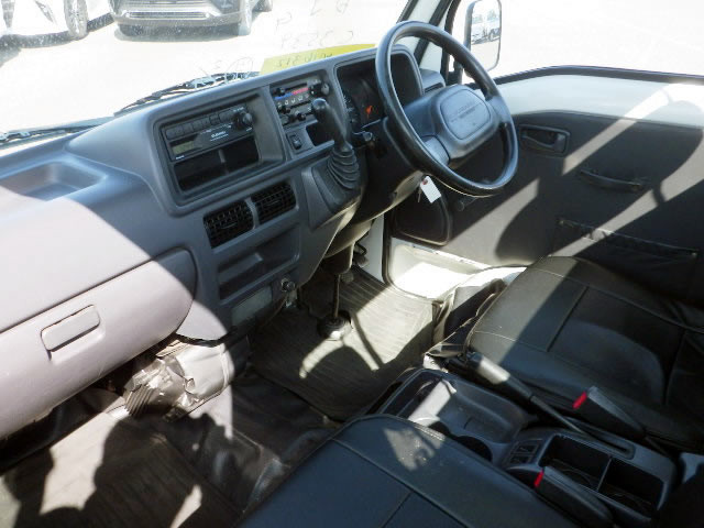 2000 Subaru Sambar TT2 (UW-699fcb94edc95)[9]