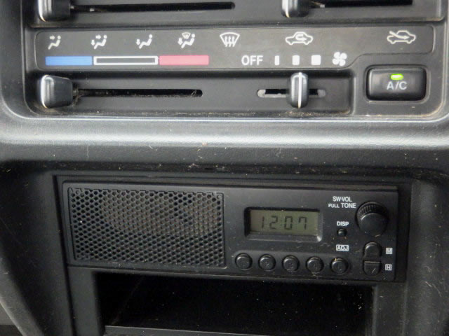 1999 Suzuki Carry Truck DA52T (UW-69a6aebf9b18b)[11]