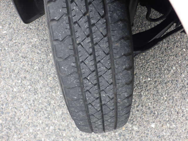 1999 Suzuki Carry Truck DA52T (UW-69a6aebf9b18b)[24]