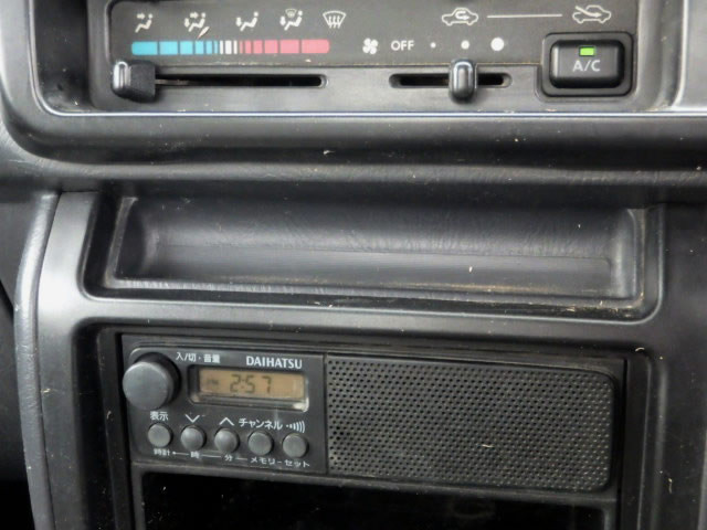2000 Daihatsu Hijet Truck S210P (UW-69a6b3d811b77)[11]