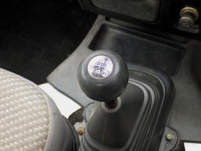 2000 Daihatsu Hijet Truck S210P (UW-69a6b3d811b77)[13]