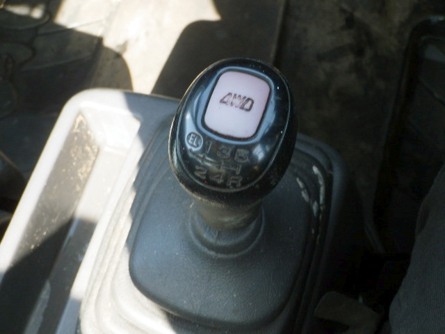 2000 Subaru Sambar TT2 (UW-699fedcdbc0ae)[13]