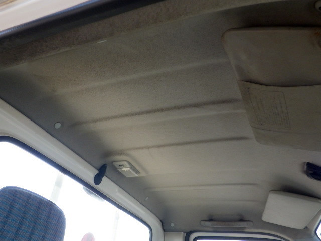 1999 Honda Acty Truck HA7 (UW-699ff67d43f37)[16]