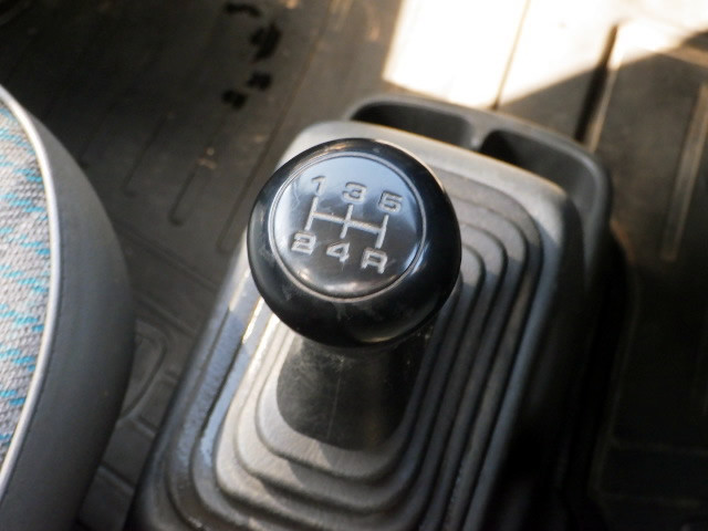 1999 Honda Acty Truck HA7 (UW-699ff67d43f37)[13]