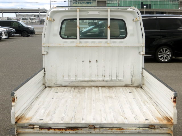 2000 Mitsubishi Minicab Truck U62T (UW-69a6b8f2807d7)[6]