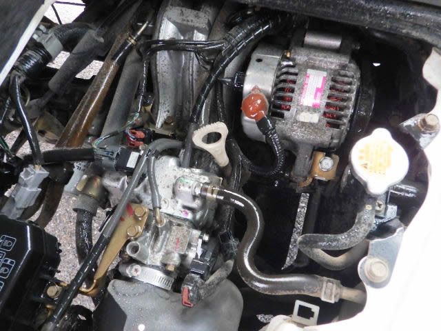 2000 Mitsubishi Minicab Truck U62T (UW-69a6b8f2807d7)[23]