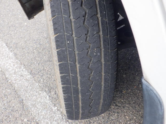 2000 Mitsubishi Minicab Truck U62T (UW-69a6b8f2807d7)[27]