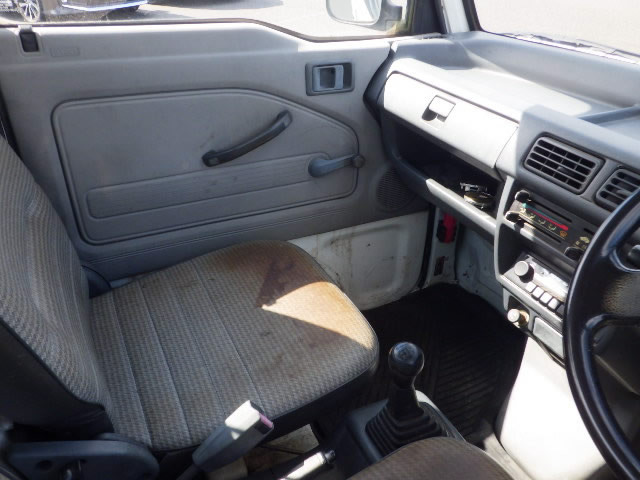 1994 Honda Acty Truck HA3 (UW-69aa764363966)[10]