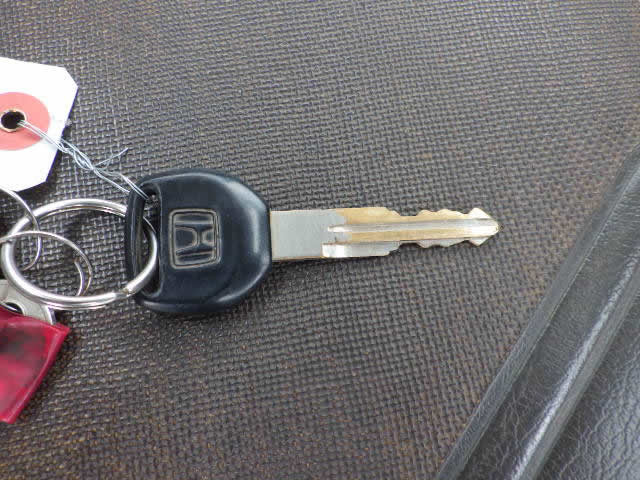 1997 Honda Acty Truck HA4 (UW-69aa7dda27282)[14]