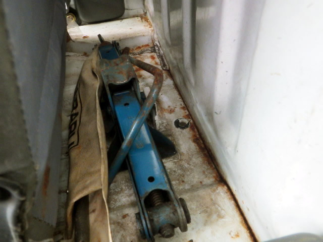 1992 Subaru Sambar KS4 (UW-69b22ee282591)[19]