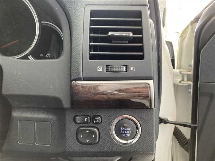 2017 Toyota Mark X DBA-GRX130 (UW-69ad001d44528)[18]