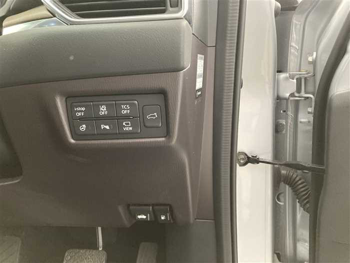 2018 Mazda CX-8 3da-kg2p (UW-69b2794059a94)[19]