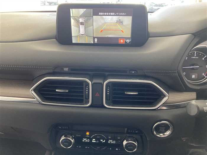 2018 Mazda CX-8 3da-kg2p (UW-69b2794059a94)[21]